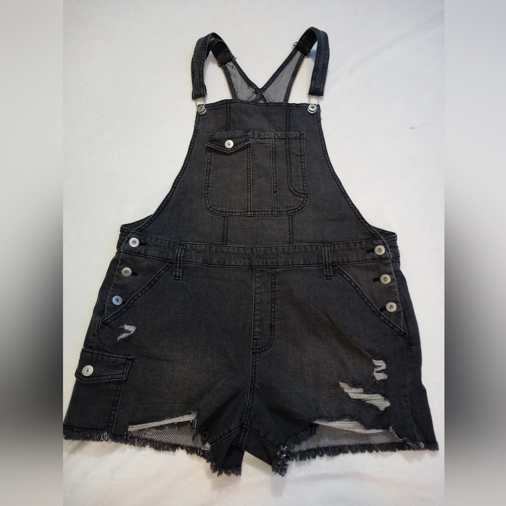 Black jean distressed overall shorts